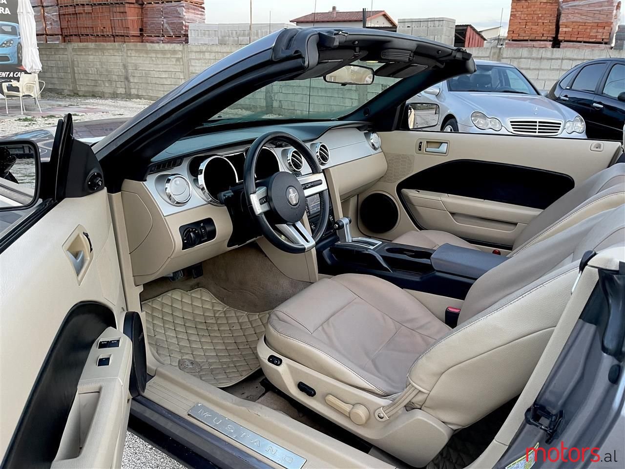 2006' Ford Mustang photo #6