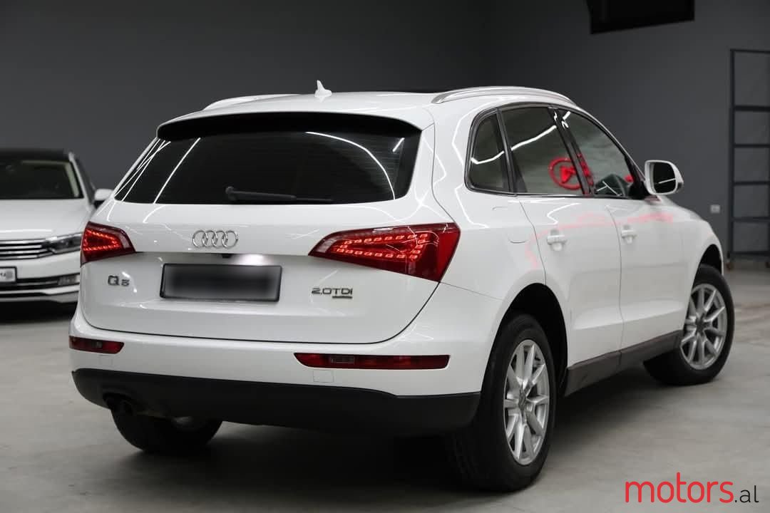 2010' Audi Q5 photo #4