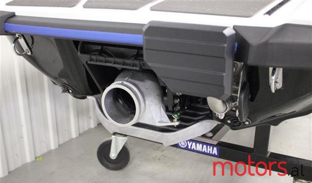 2017' Yamaha Watercraft photo #2
