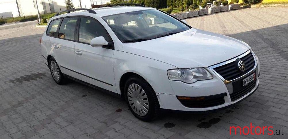 2007' Volkswagen Passat photo #1