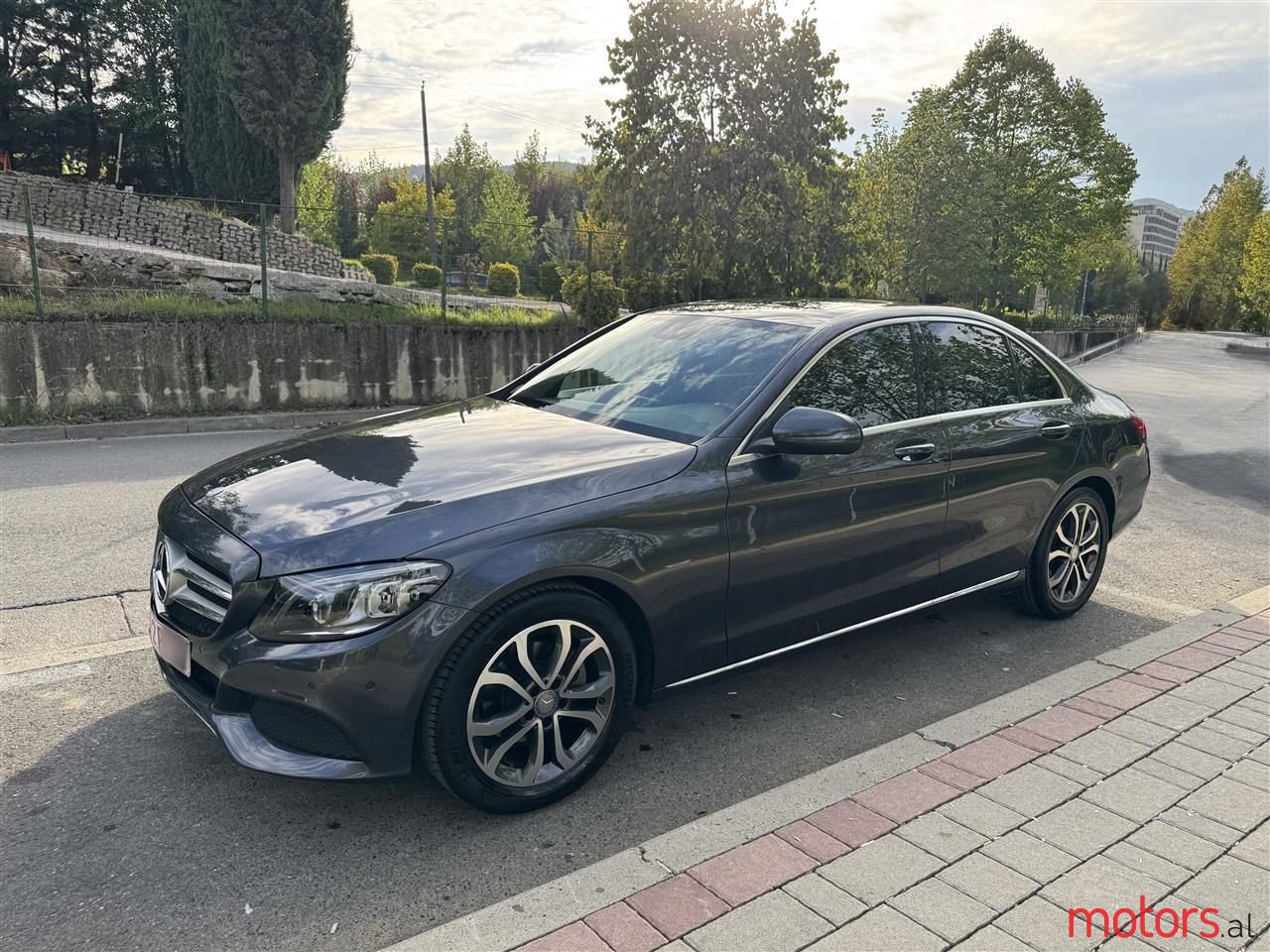 2016' Mercedes-Benz C 200 photo #4