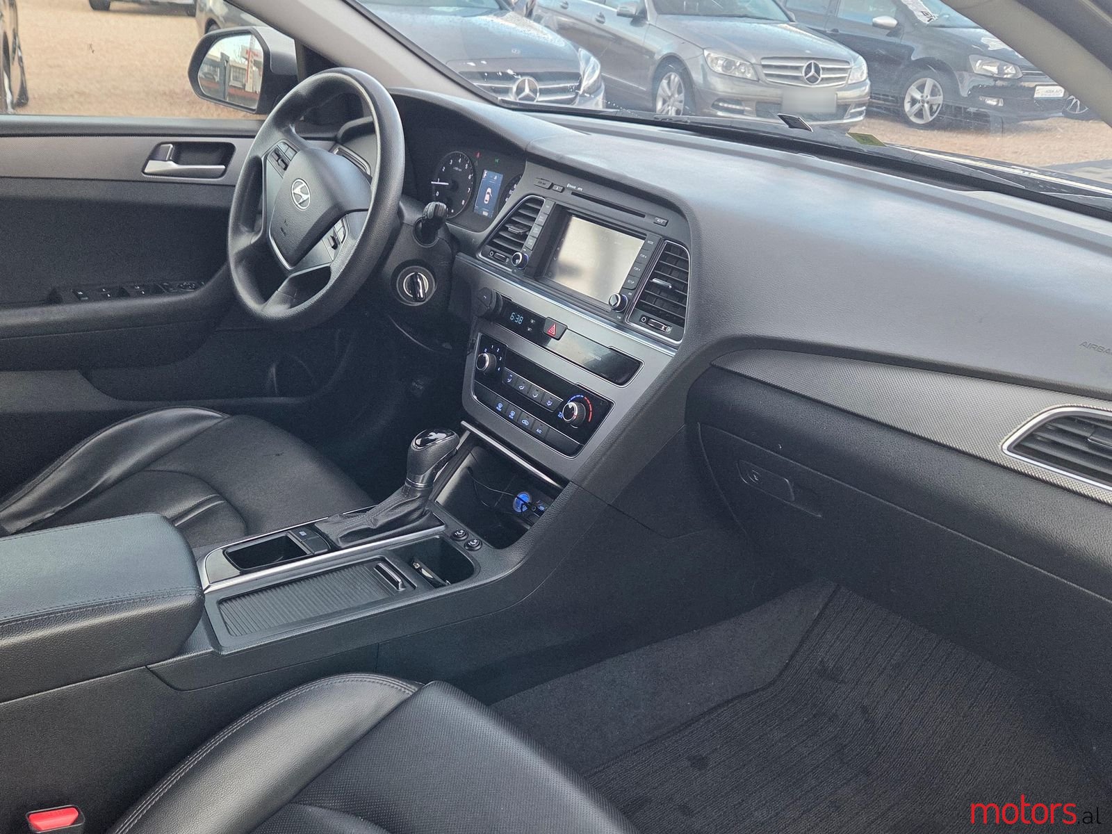 2016' Hyundai Sonata photo #5