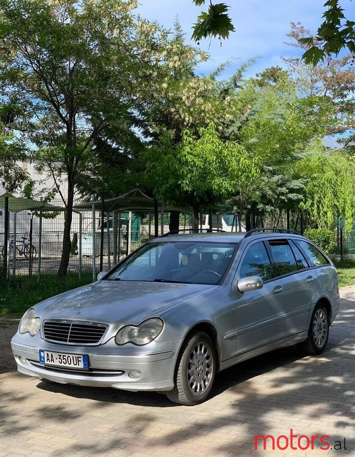 2002' Mercedes-Benz C 220 photo #1