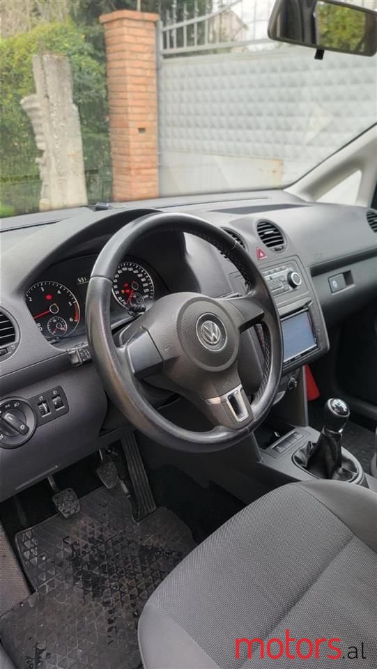 2014' Volkswagen Caddy photo #5