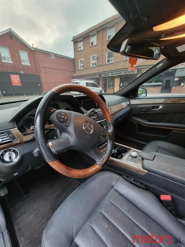 2010' Mercedes-Benz E 55 AMG photo #1