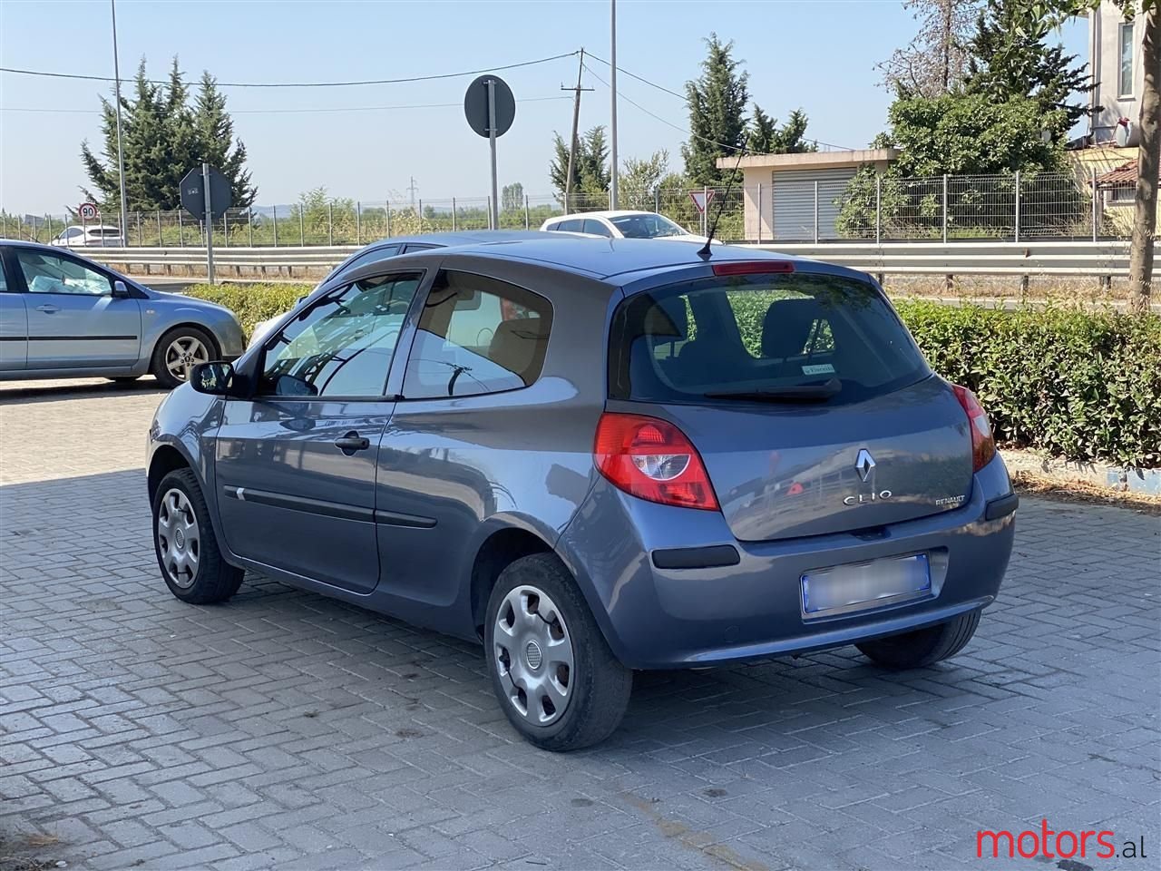 2006' Renault Clio photo #4