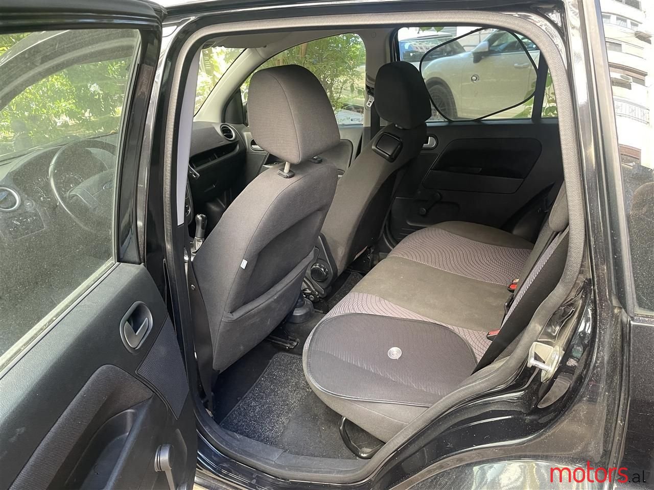 2006' Ford Fusion photo #3