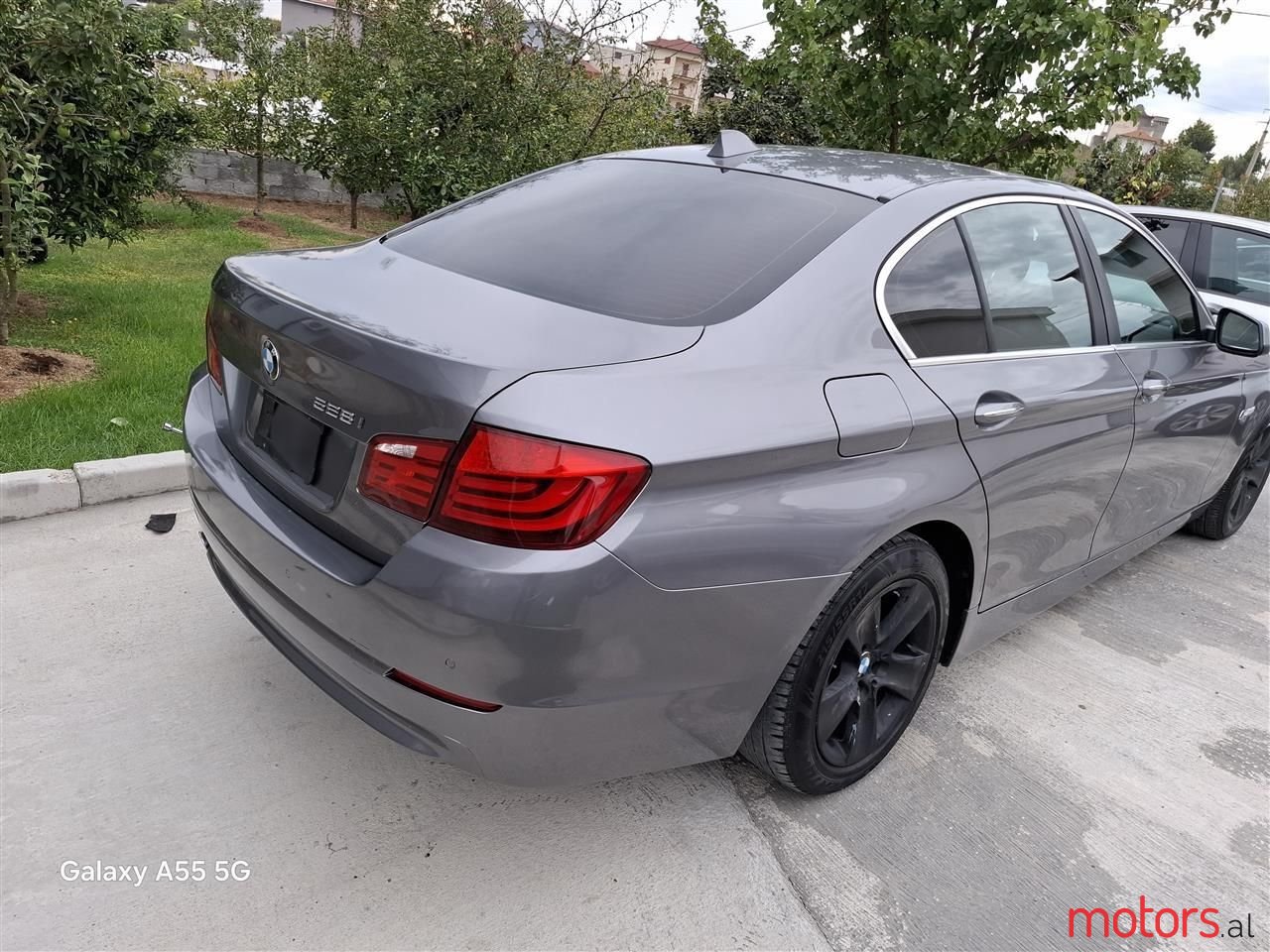 2013' BMW 528 photo #5