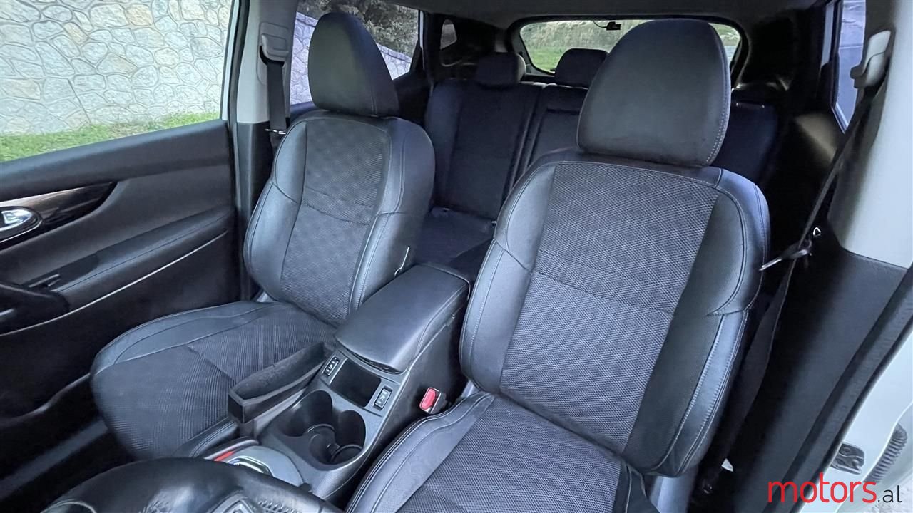 2015' Nissan Qashqai photo #6