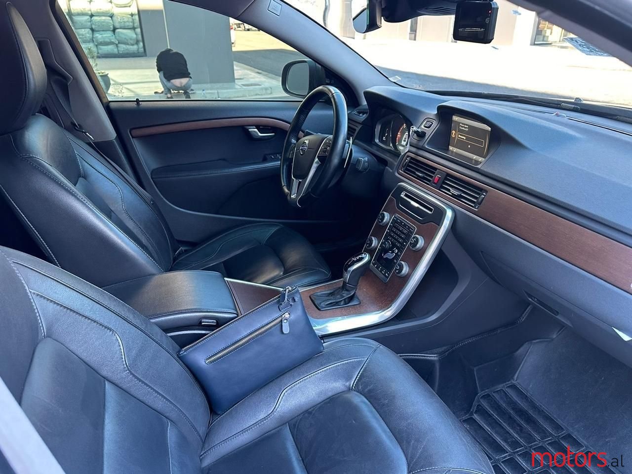 2014' Volvo S80 photo #5