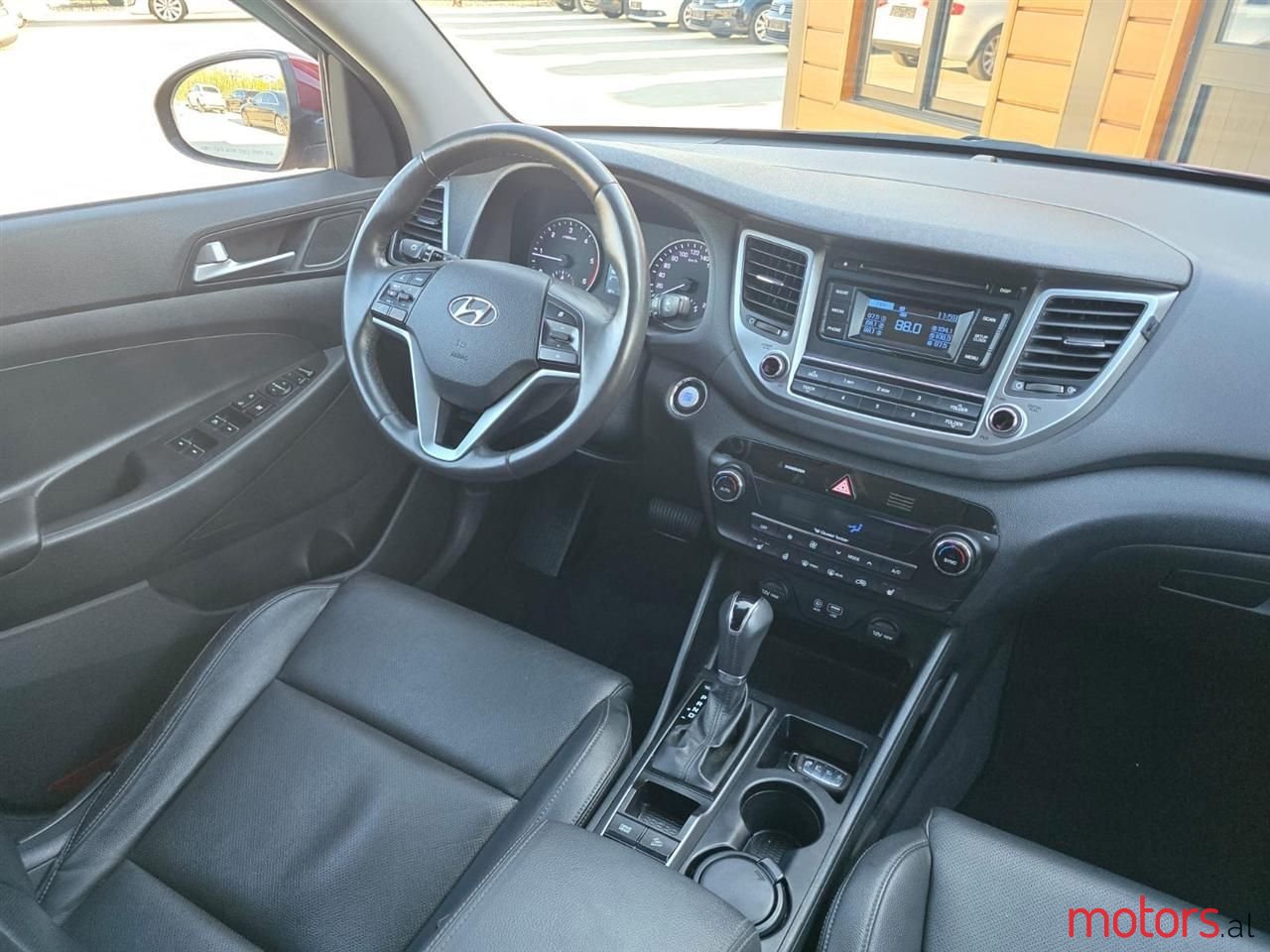 2015' Hyundai Tucson photo #5