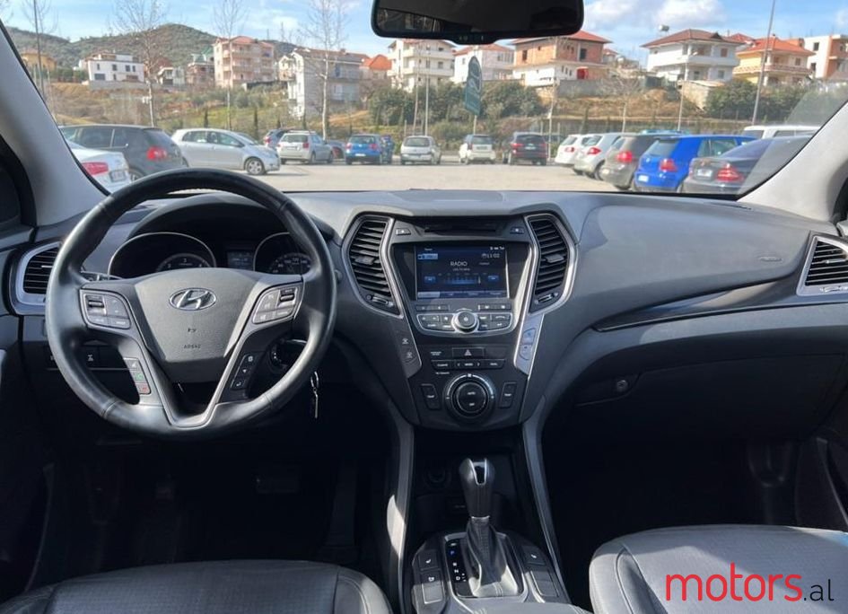 2014' Hyundai Santa Fe photo #5