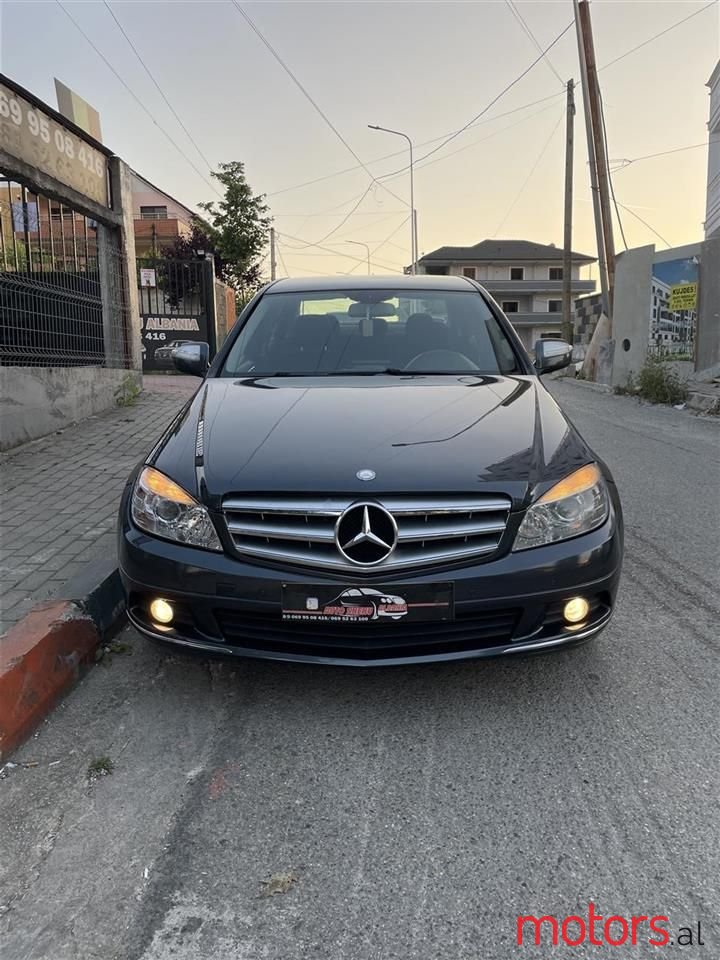 2009' Mercedes-Benz C 200 photo #2