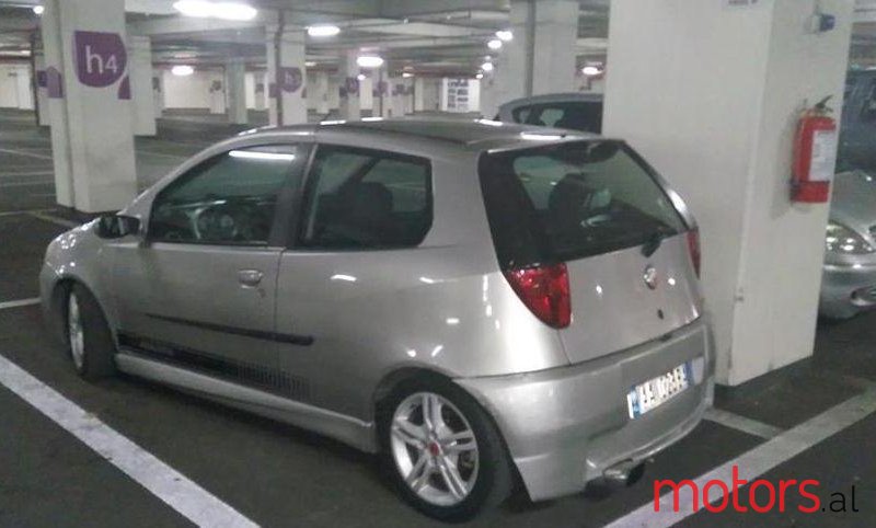 2005' Fiat Punto photo #2