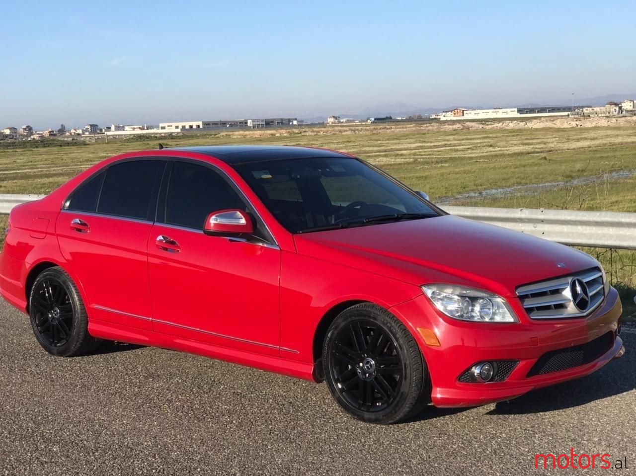 2009' Mercedes-Benz C 300 photo #1