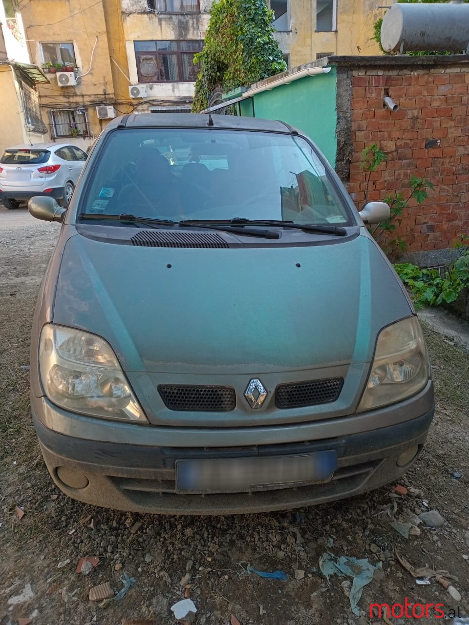 2001' Renault photo #1