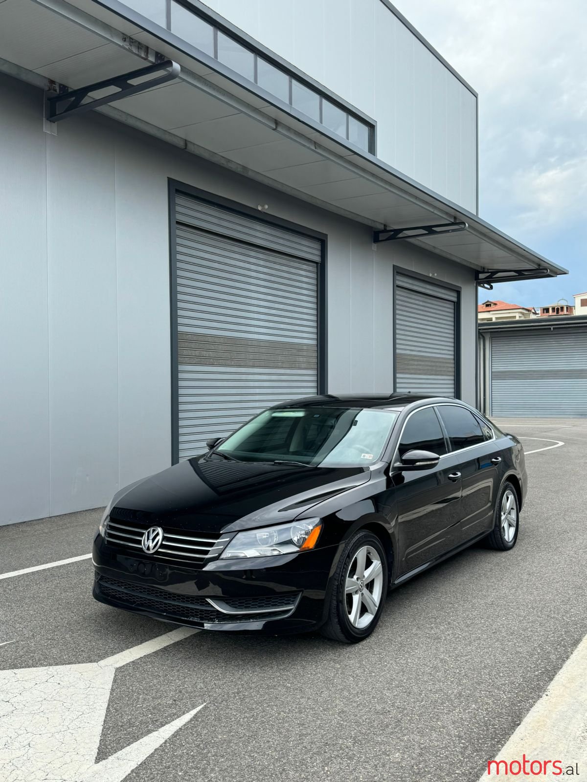 2012' Volkswagen Passat photo #1