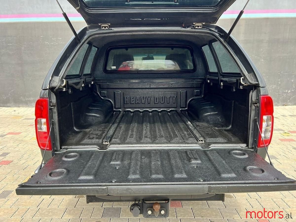 2010' Nissan Navara photo #3