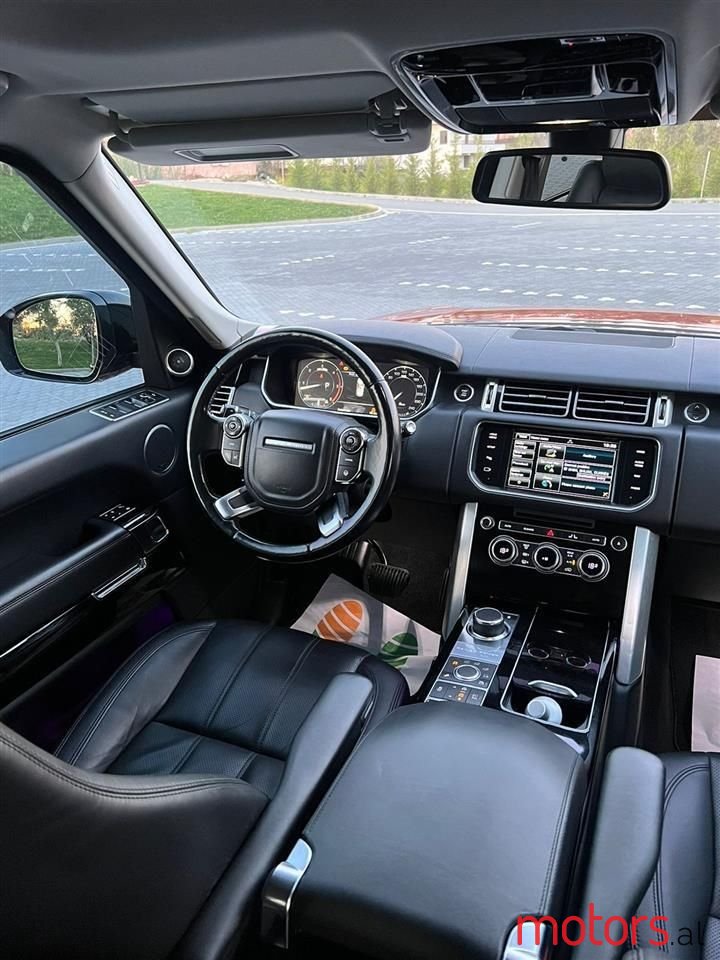 2015' Land Rover Range Rover photo #3