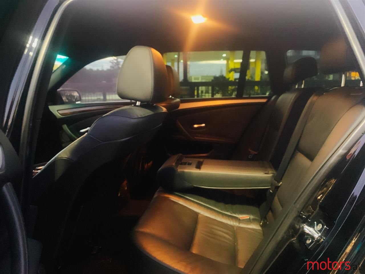 2008' BMW 535 photo #6