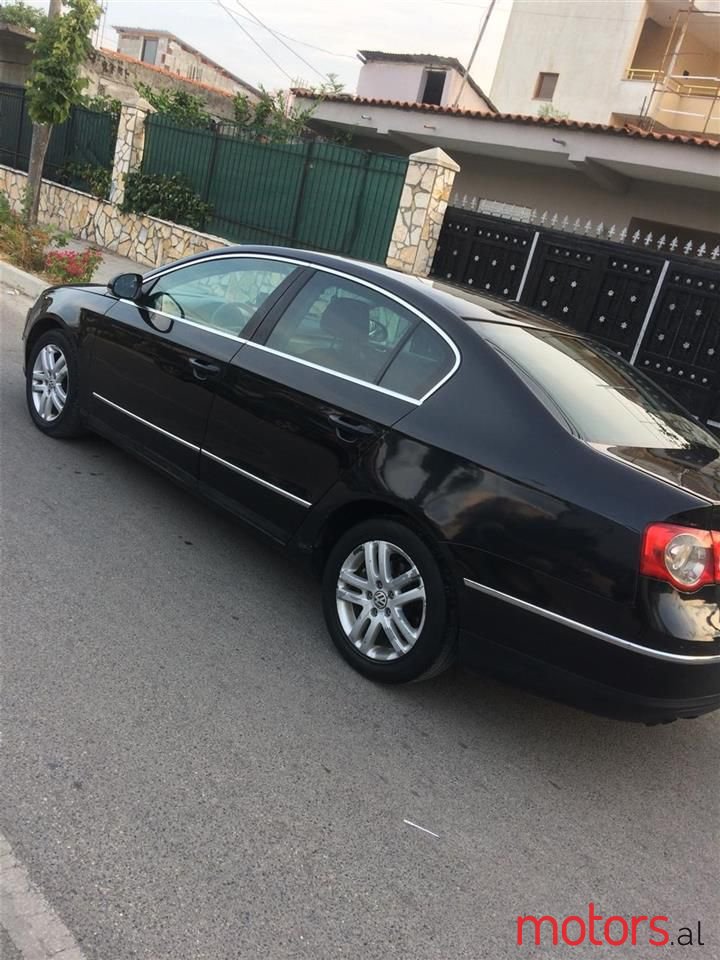 2006' Volkswagen Passat photo #3