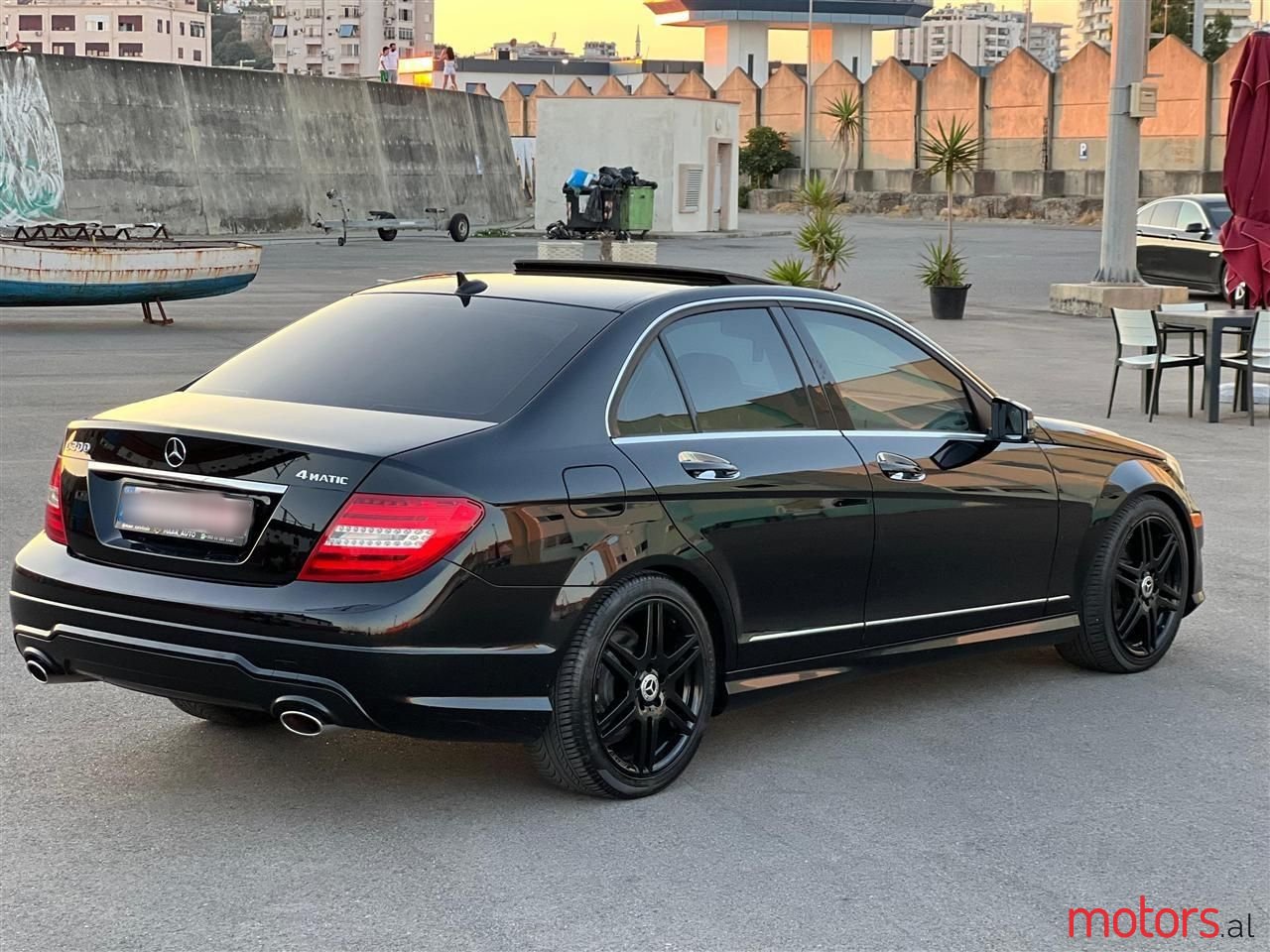 2012' Mercedes-Benz C 300 photo #6