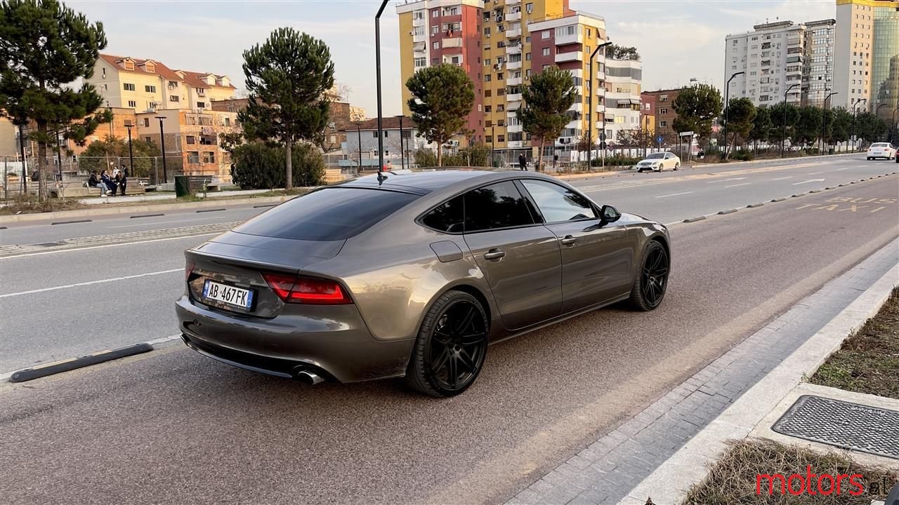 2012' Audi A7 photo #6