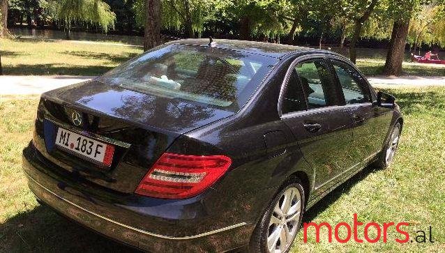 2013' Mercedes-Benz C-Class photo #3