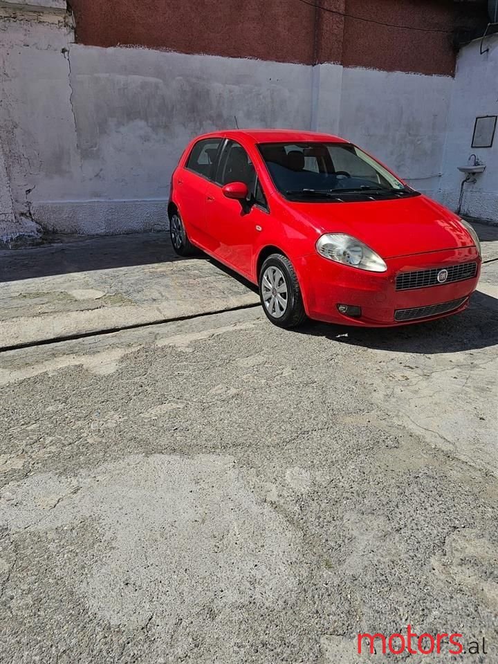 2009' Fiat Punto photo #6