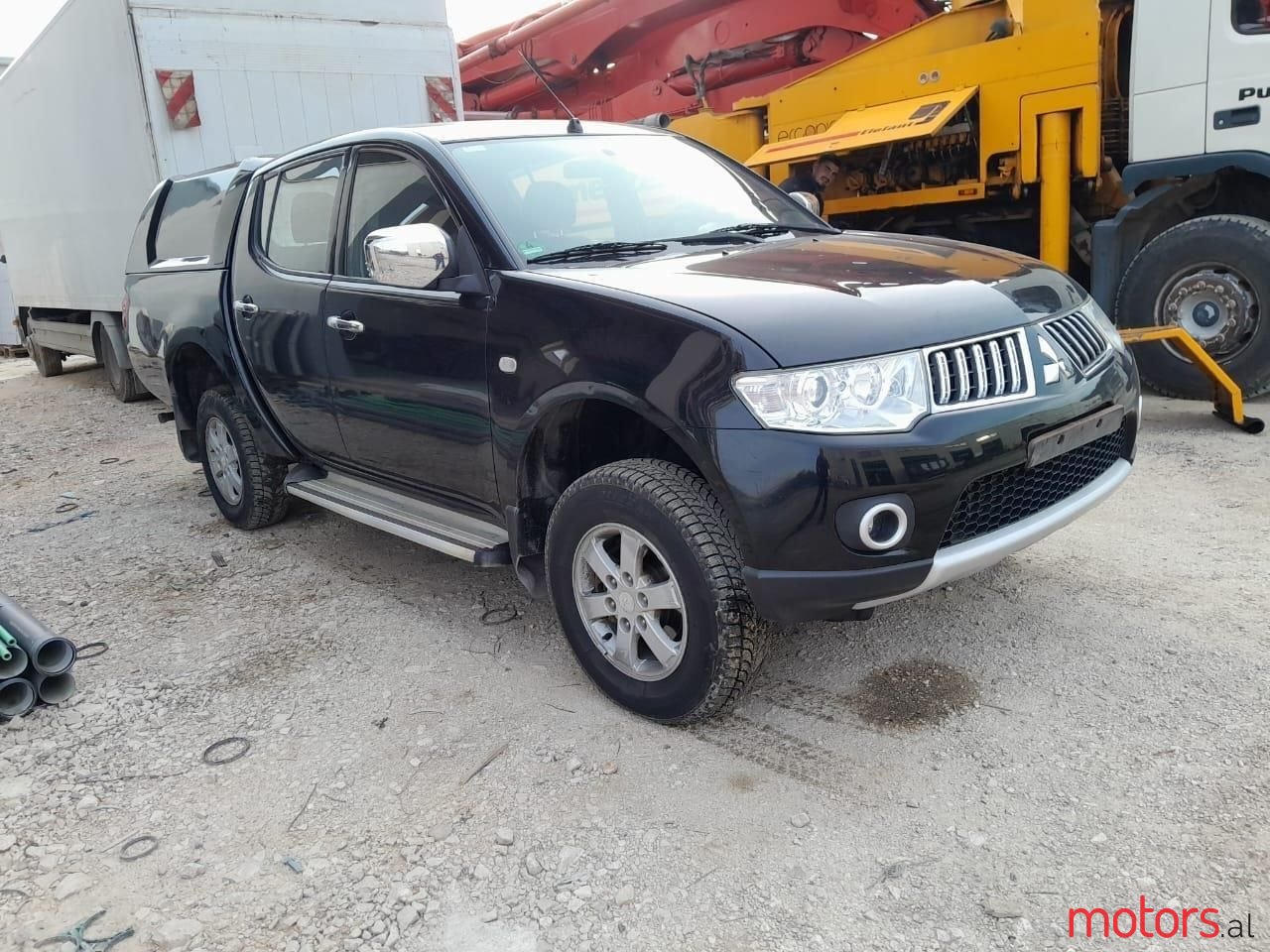 2014' Mitsubishi L200 photo #6