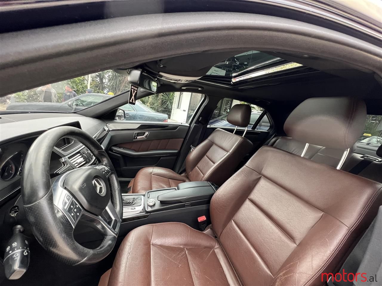 2010' Mercedes-Benz E 250 photo #5