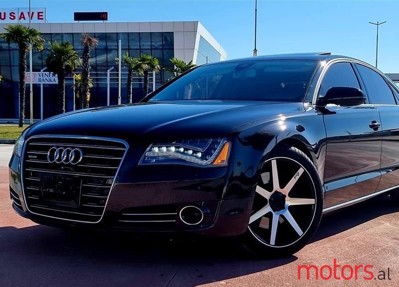 2015' Audi A8 photo #2