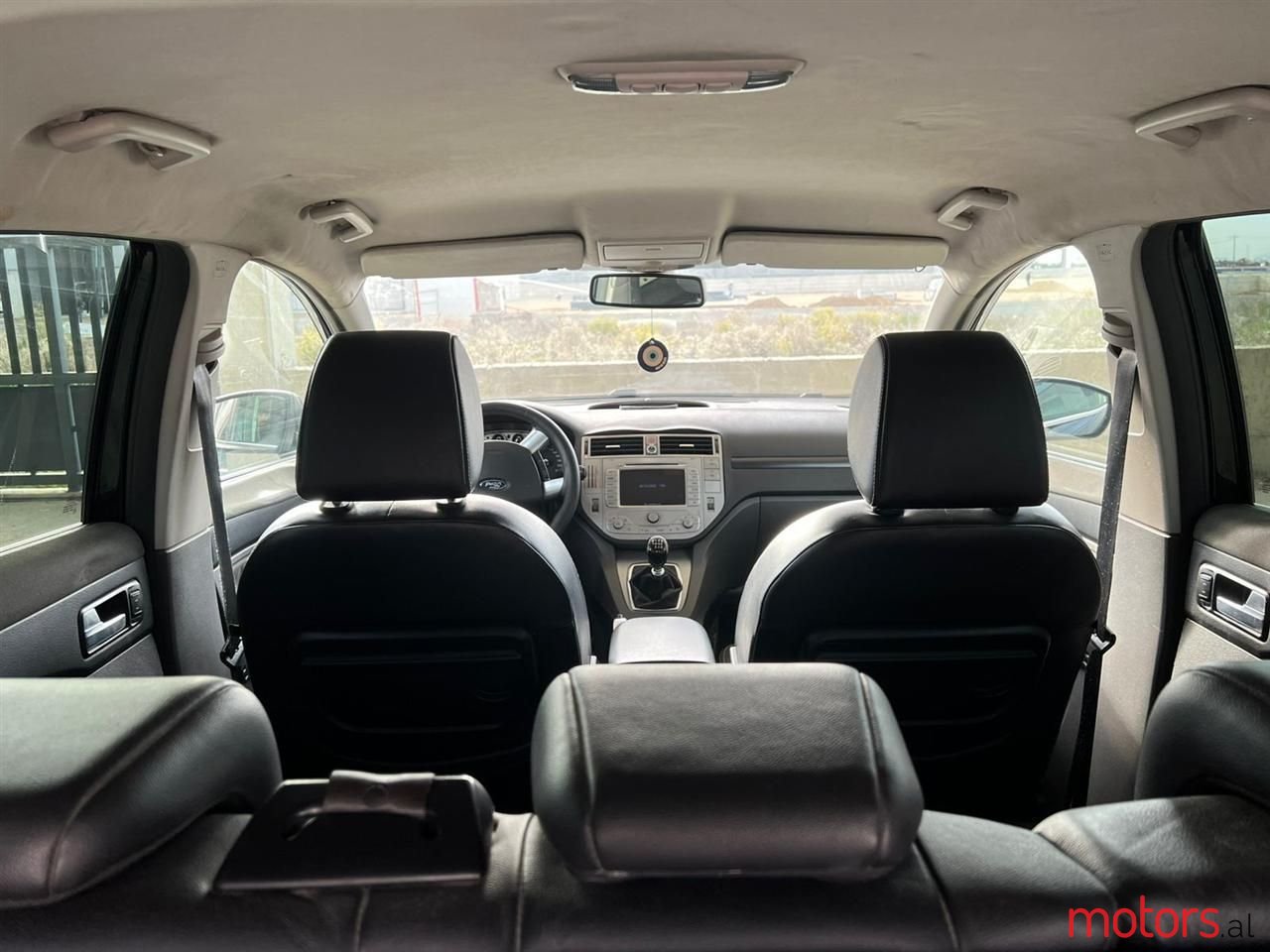 2011' Ford Kuga photo #4