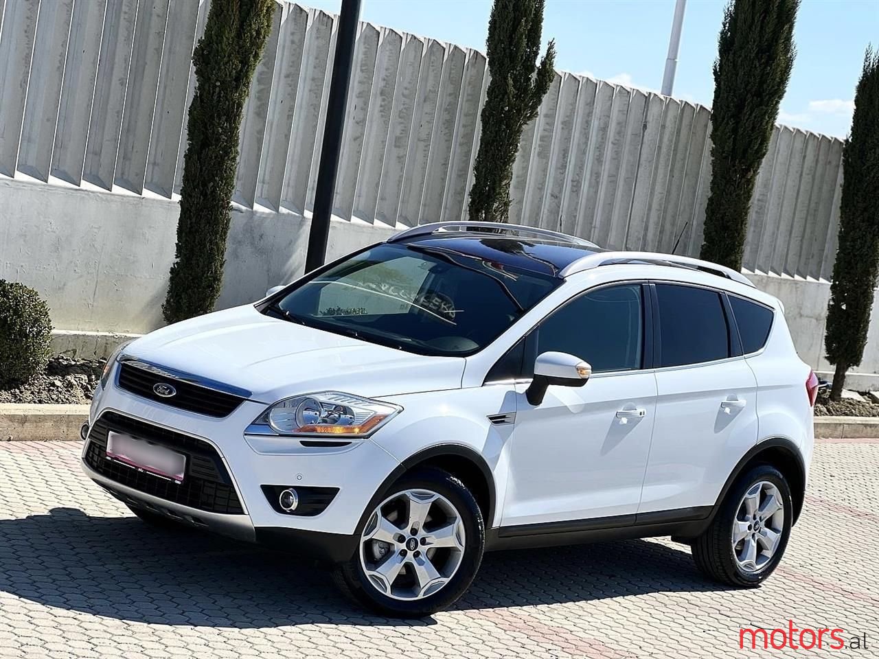 2011' Ford Kuga photo #1
