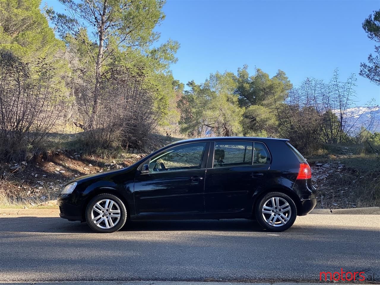 2006' Volkswagen Golf photo #4