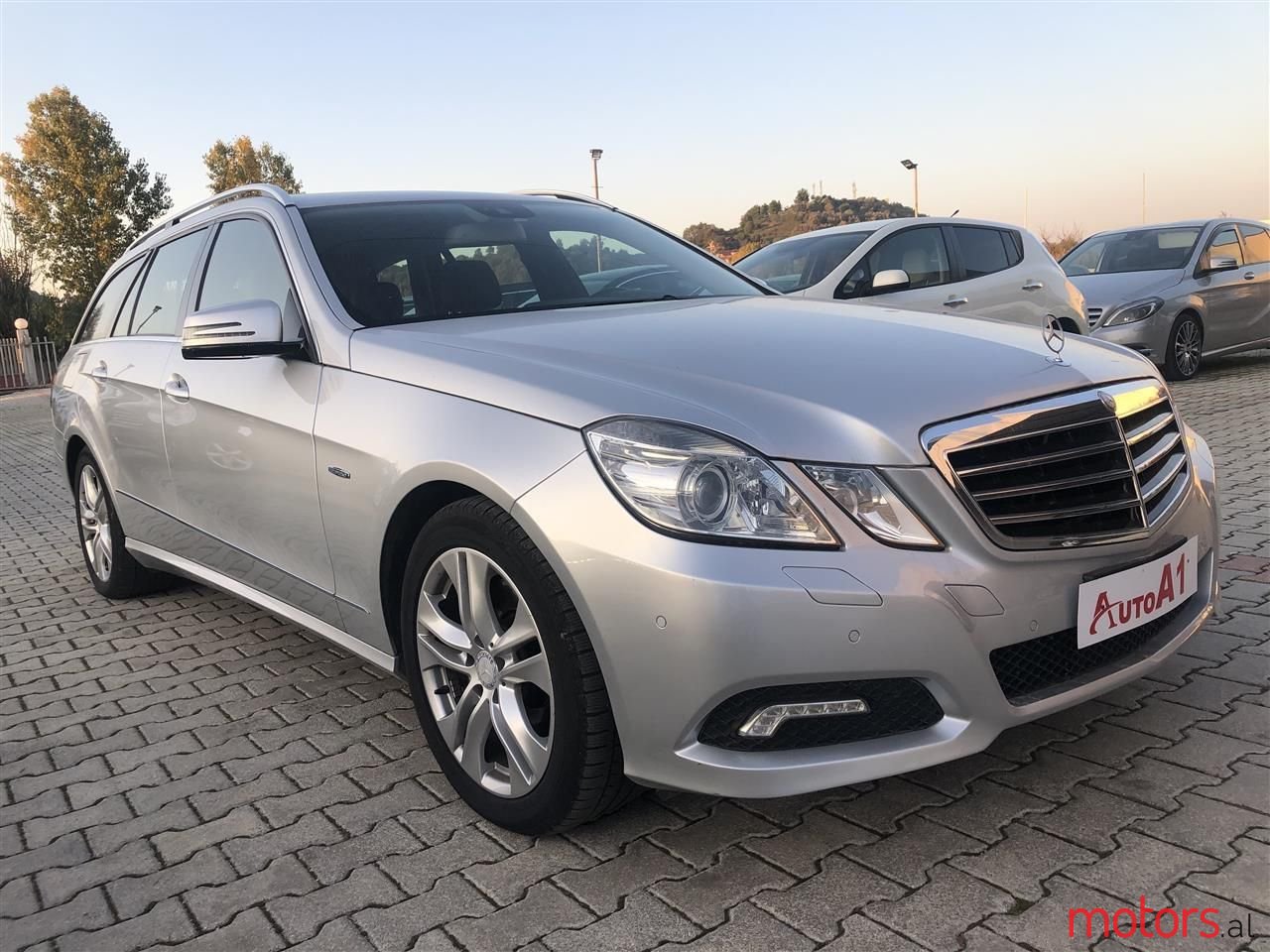 2013' Mercedes-Benz E 250 photo #1