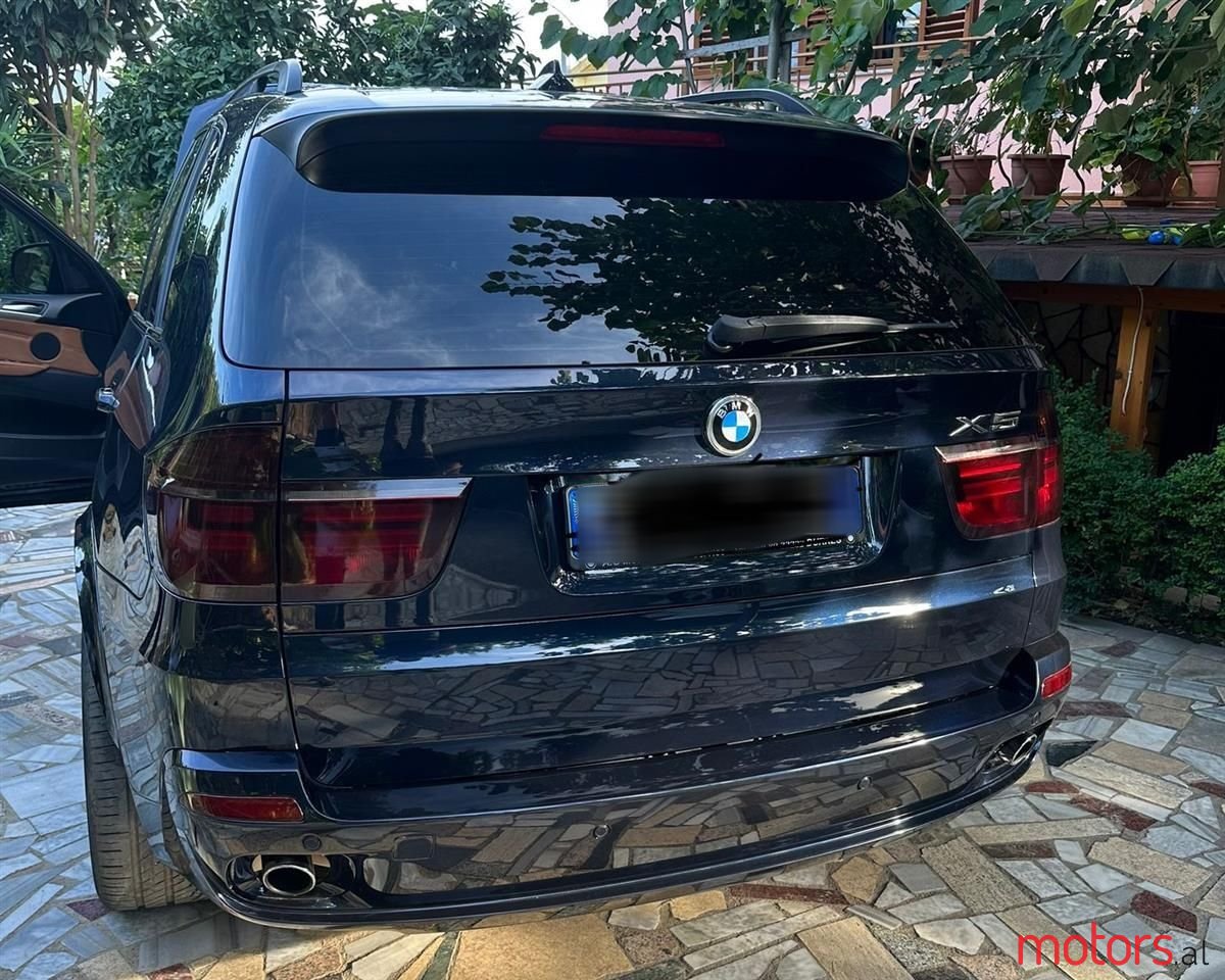 2010' BMW X5 photo #6