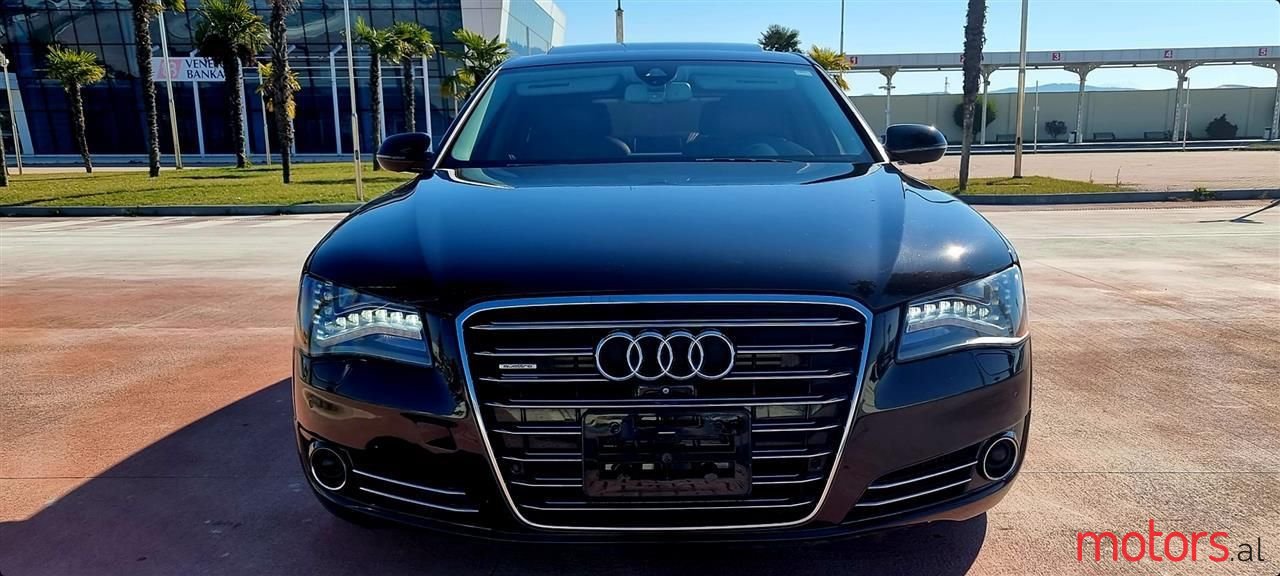 2015' Audi A8 photo #3