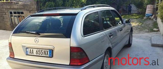 2000' Mercedes-Benz C-Class photo #1