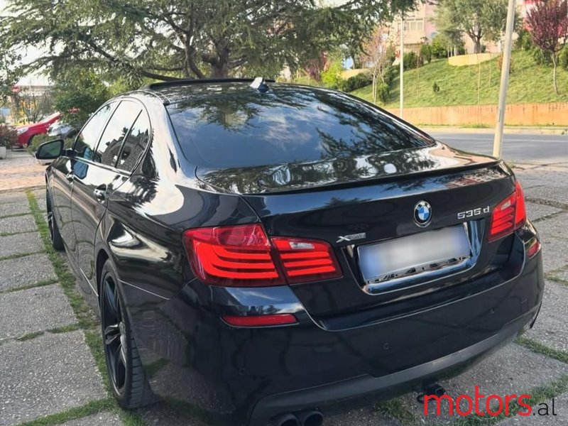 2016' BMW 535 photo #5