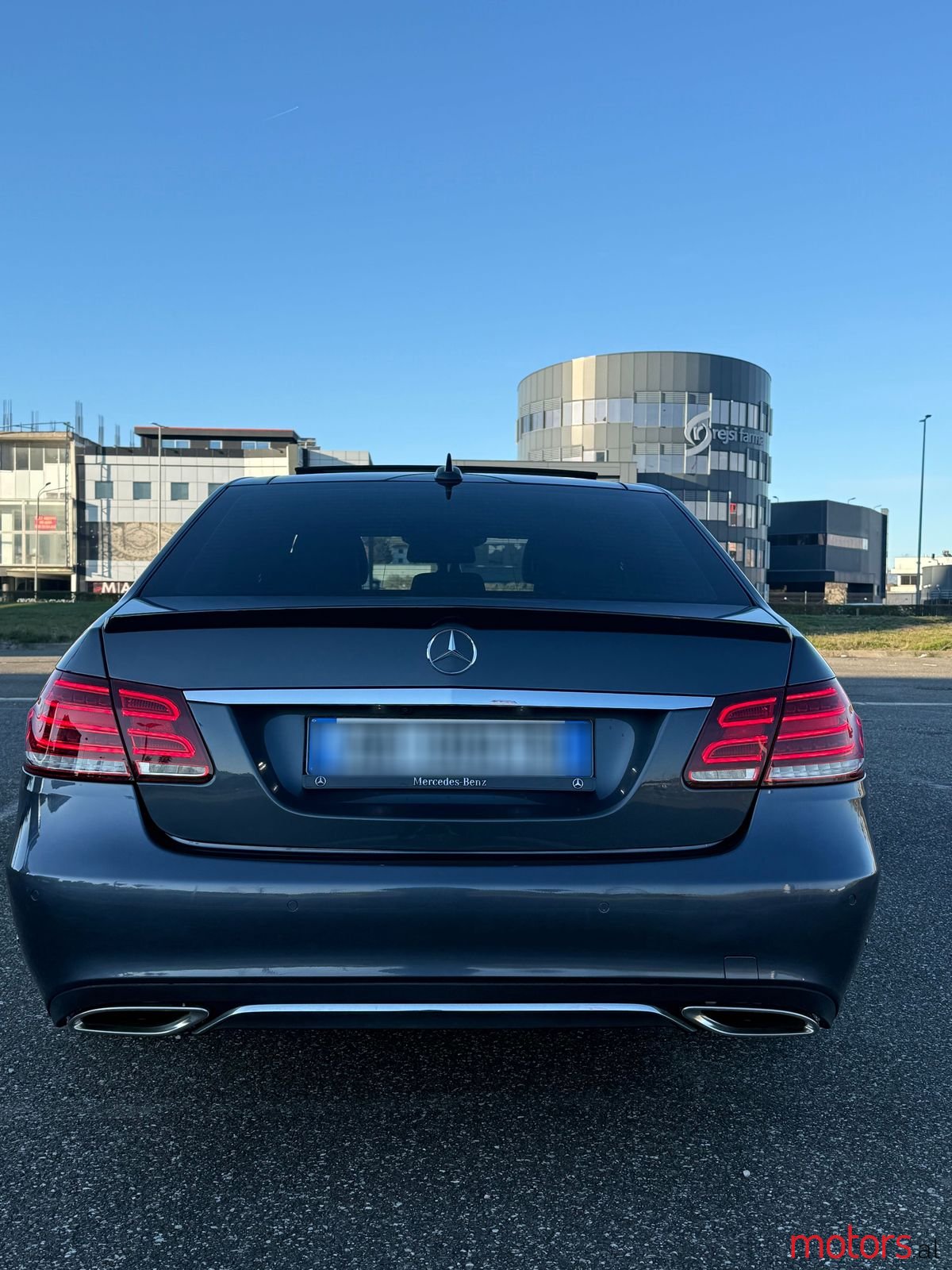 2014' Mercedes-Benz E 250 photo #2