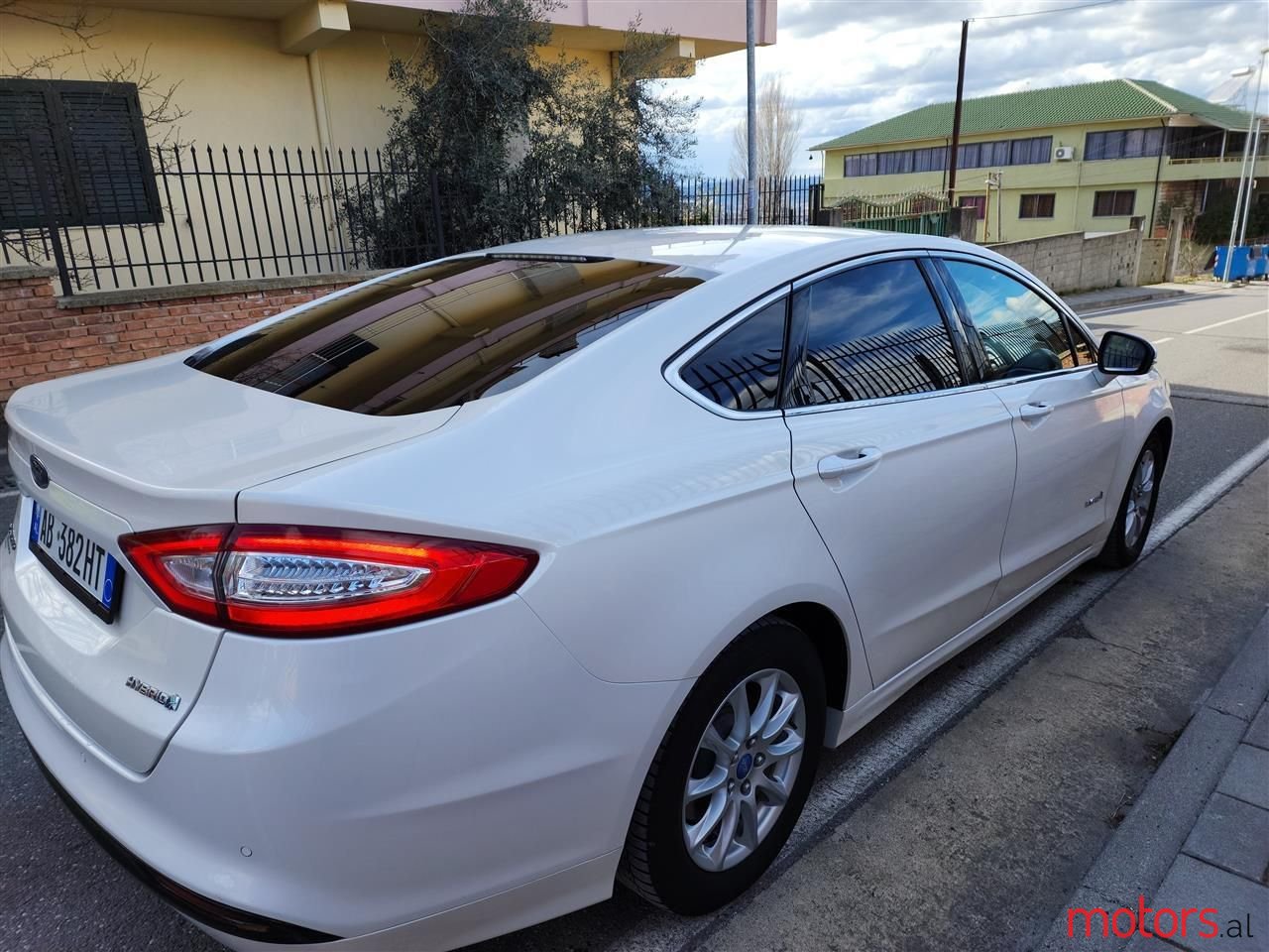 2016' Ford Mondeo photo #4