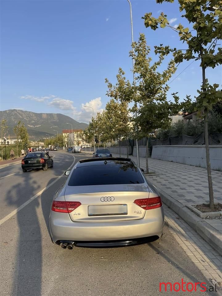 2010' Audi A5 photo #5