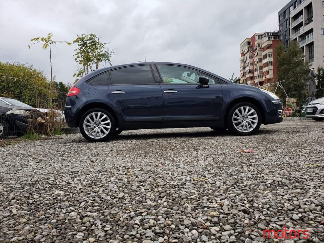 2010' Citroen C4 photo #4