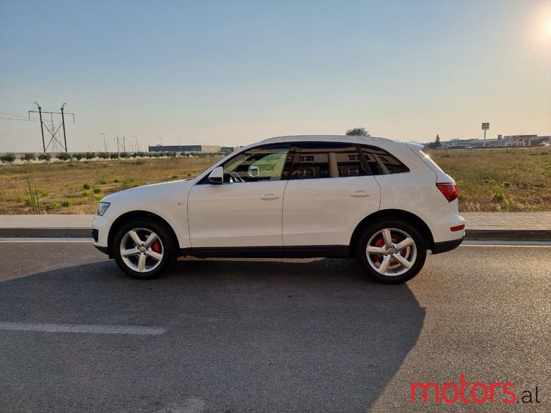 2012' Audi Q5 photo #5