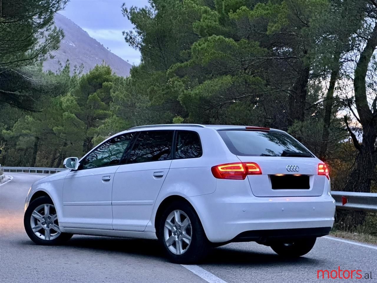2012' Audi A3 photo #3