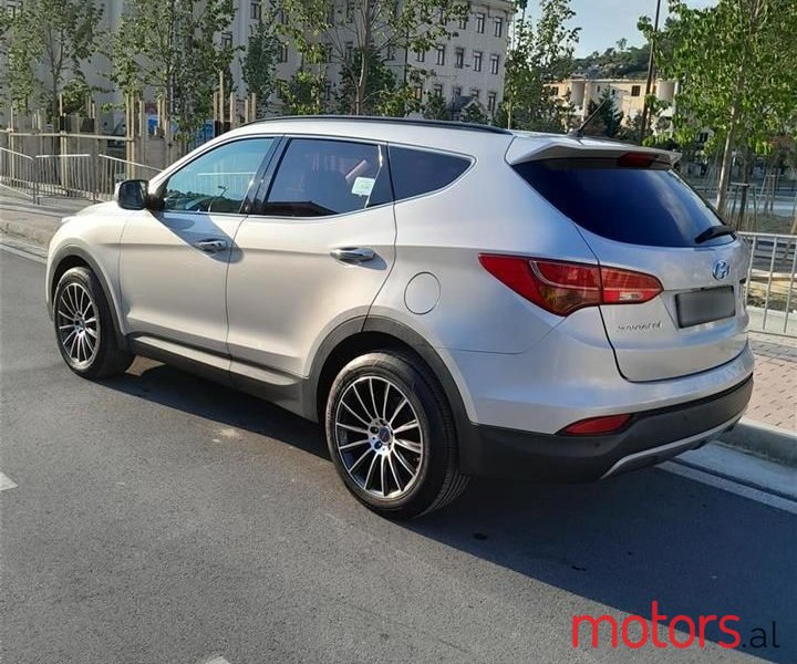 2013' Hyundai Santa Fe photo #1