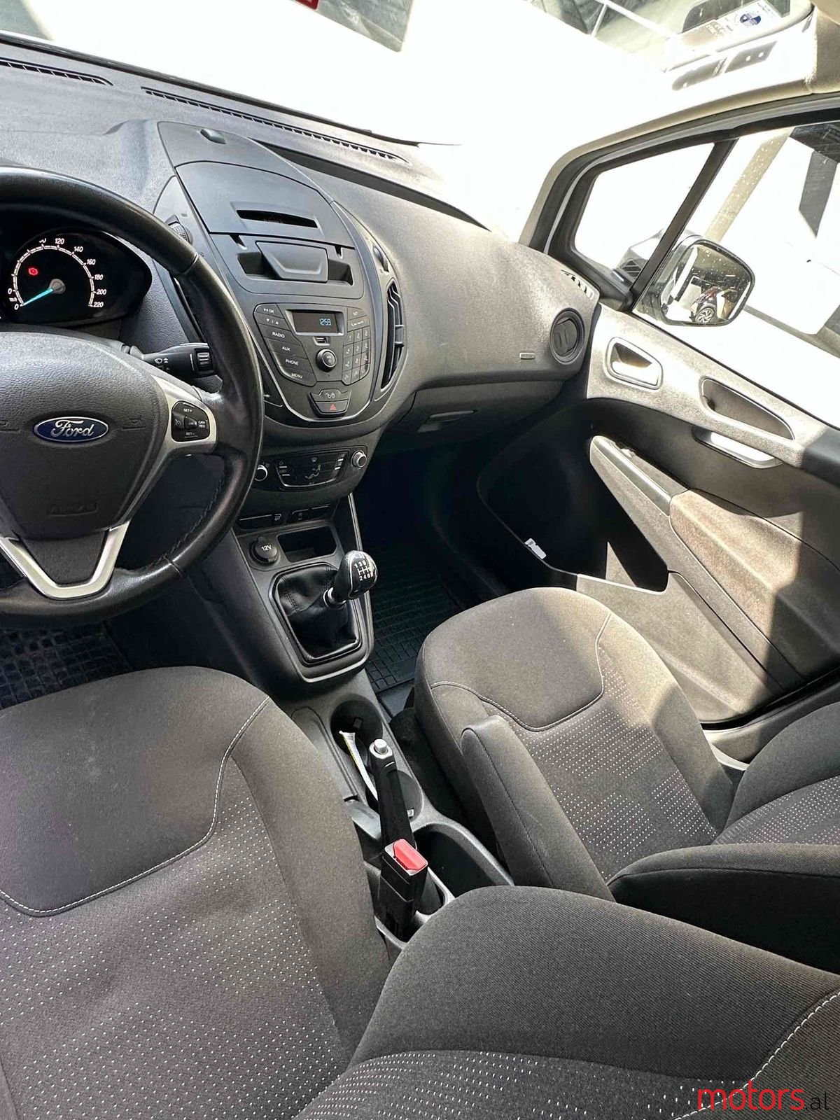 2020' Ford Transit photo #5
