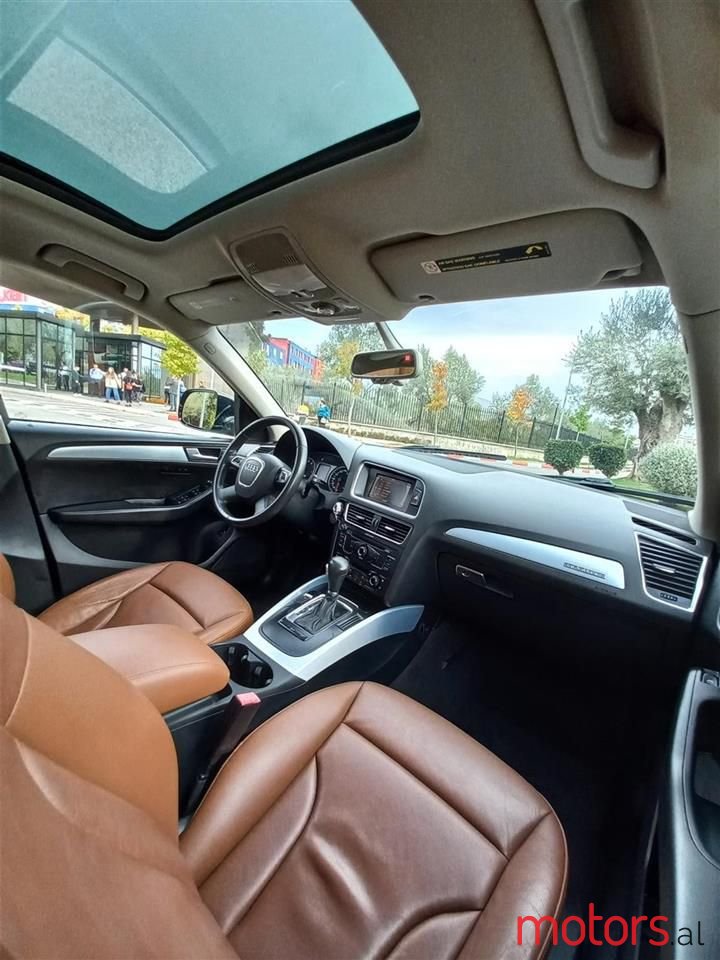 2012' Audi Q5 photo #5