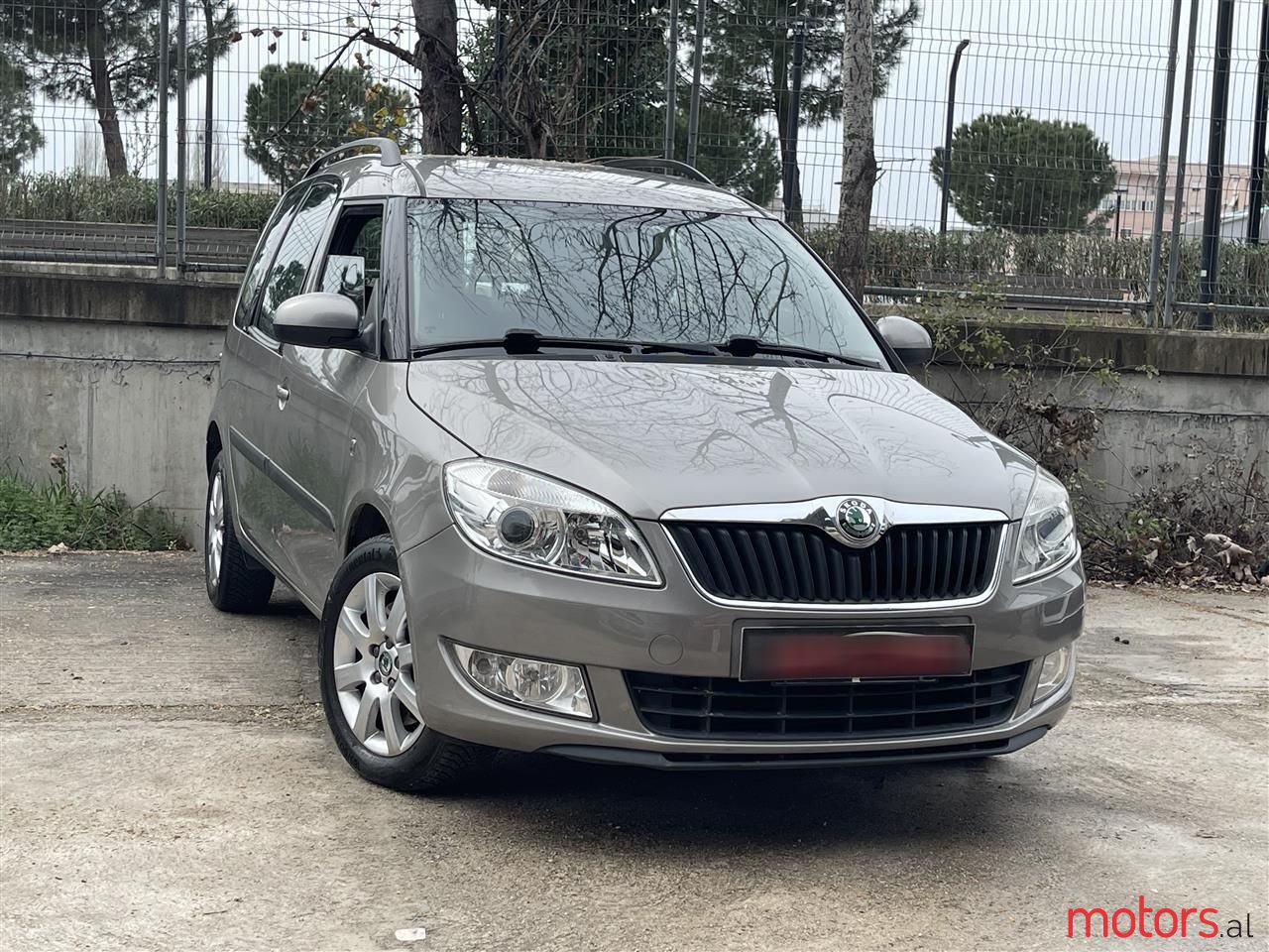 2011' Skoda Roomster photo #1